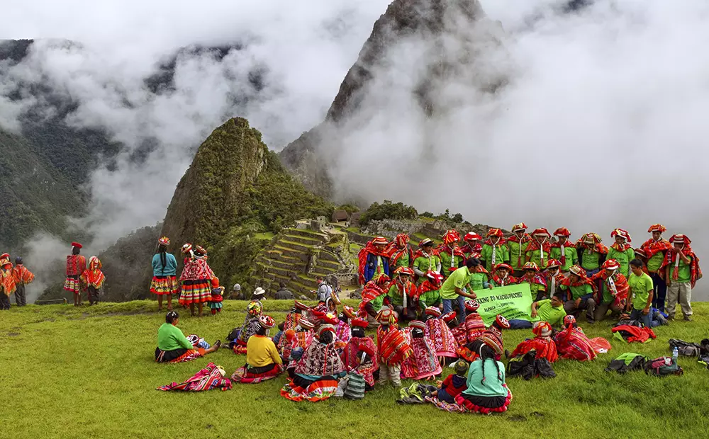 Inca Trail Private tours to Machu Picchu: 4-Day Trek Expert Guide - Apus  Peru Adventure Travel Specialists