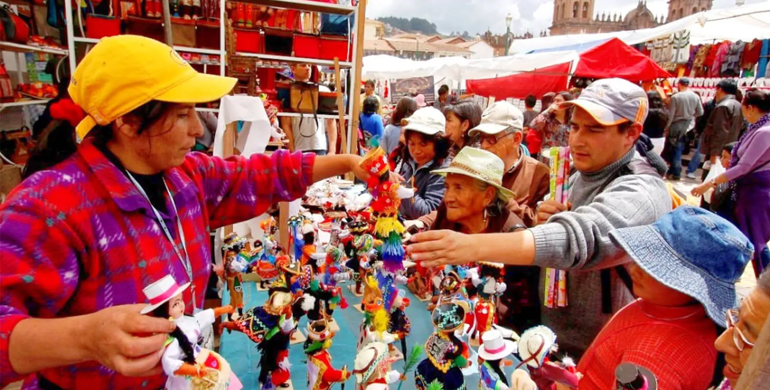 Feria del Santurantikuy 2024